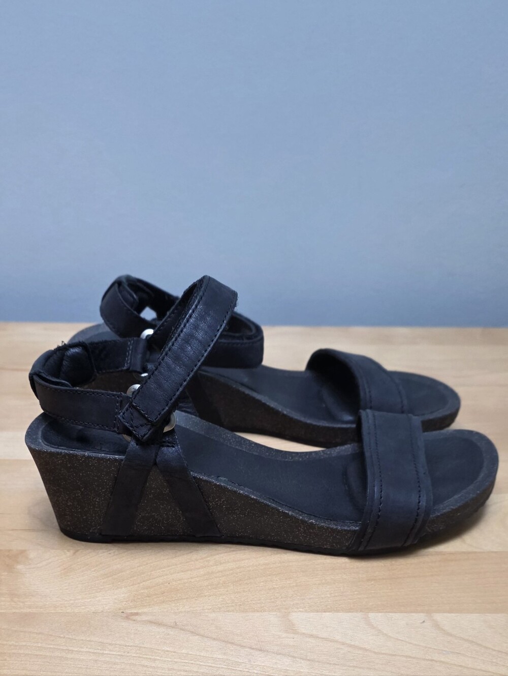 TEVA | Ysidro Stitch Wedge Sandal, Sz. 9.5